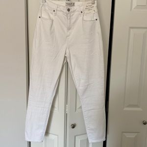 White skinny jeans from Abercrombie & Fitch